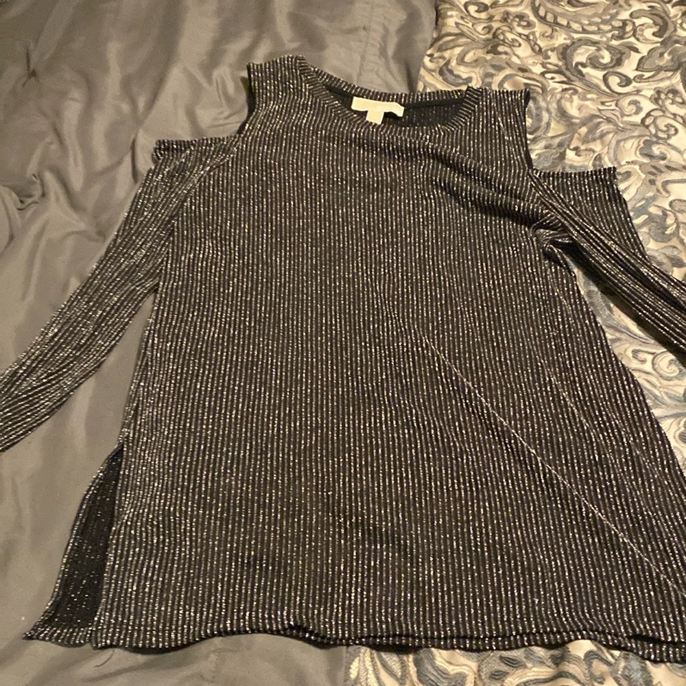 EUC MICHAEL KORS BLACK AND SILVER  SHIMMER
